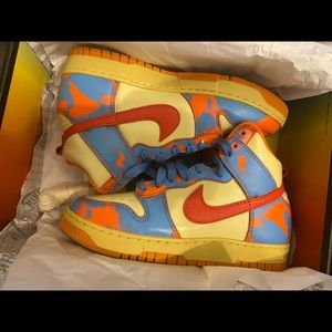 2022
Dunk High 1985 'Orange Acid Wash' ****NEW never WORN**